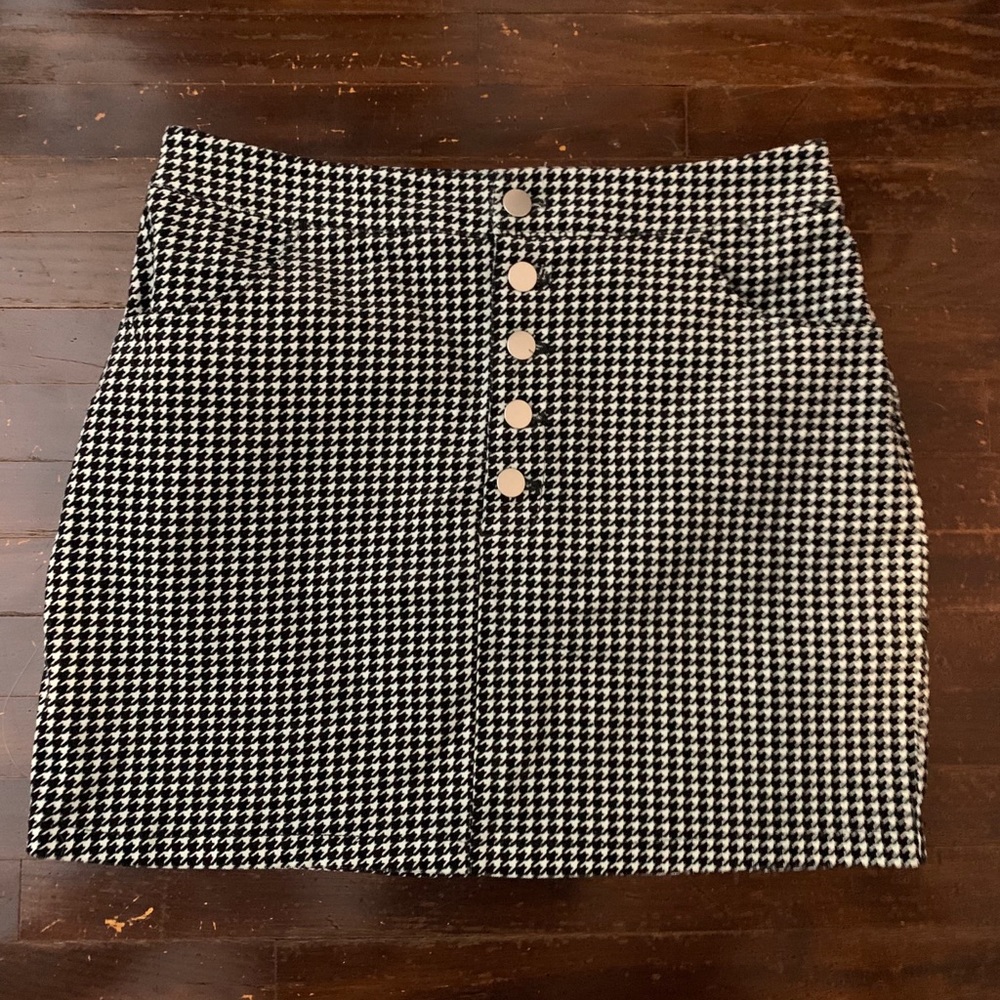 Gingham style mini skirt